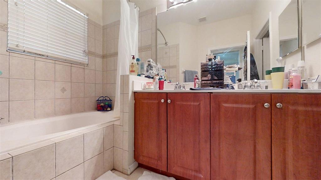 1370 Pacific Road Kissimmee, FL 34759 - Photo 32 of 42