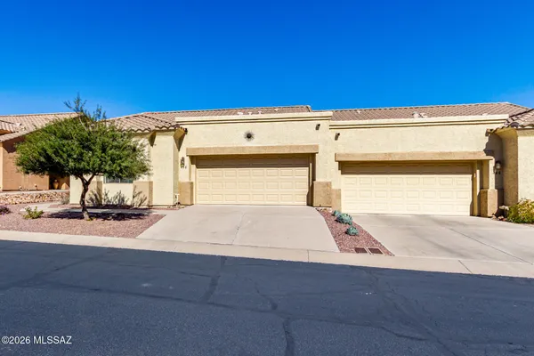 $257,999 | 496 West Knotwood Street, Green Valley, AZ 85614