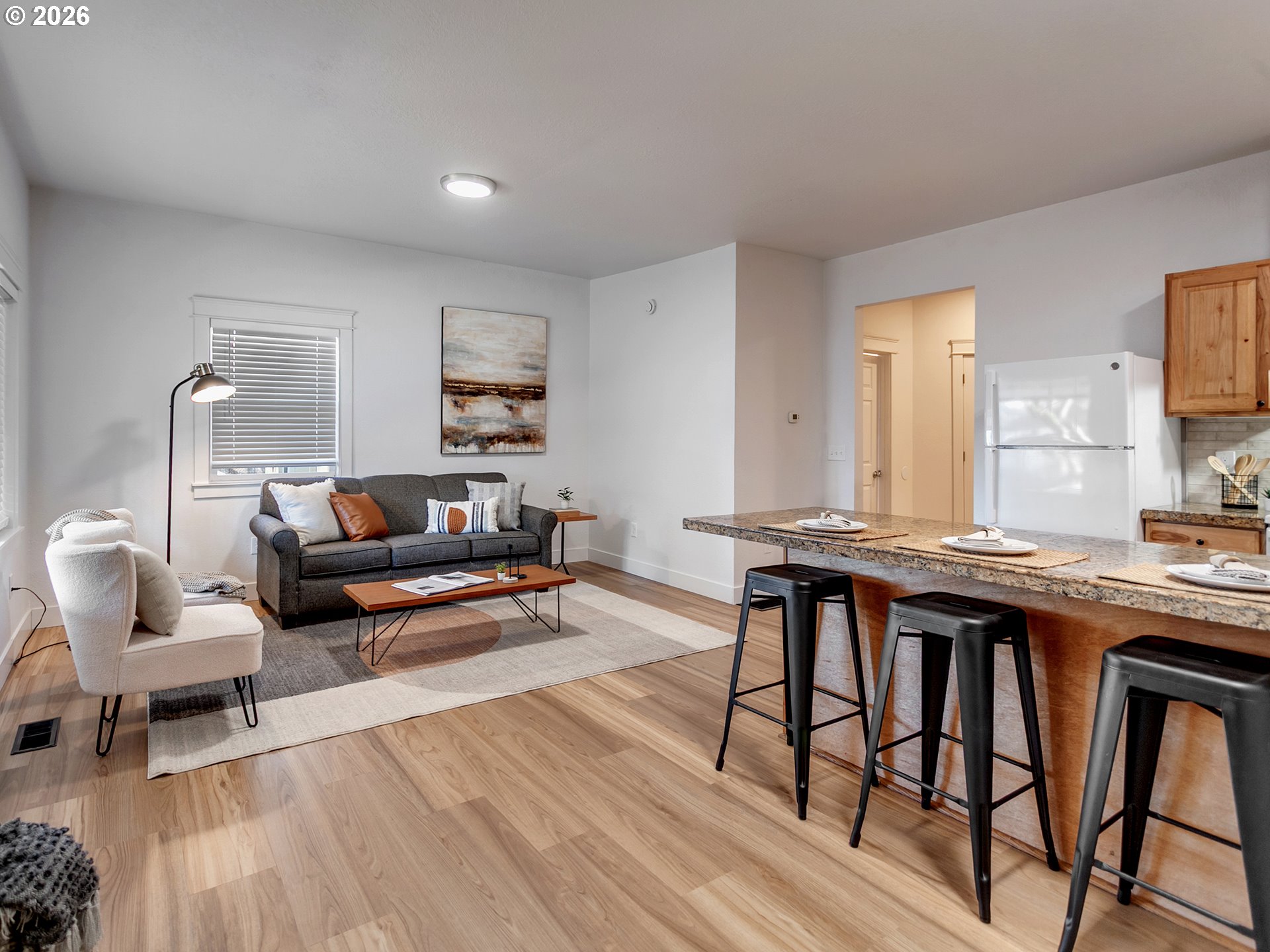 1634 Northeast 74th Avenue Portland, OR 97213 - Photo 11 of 38 Living Room