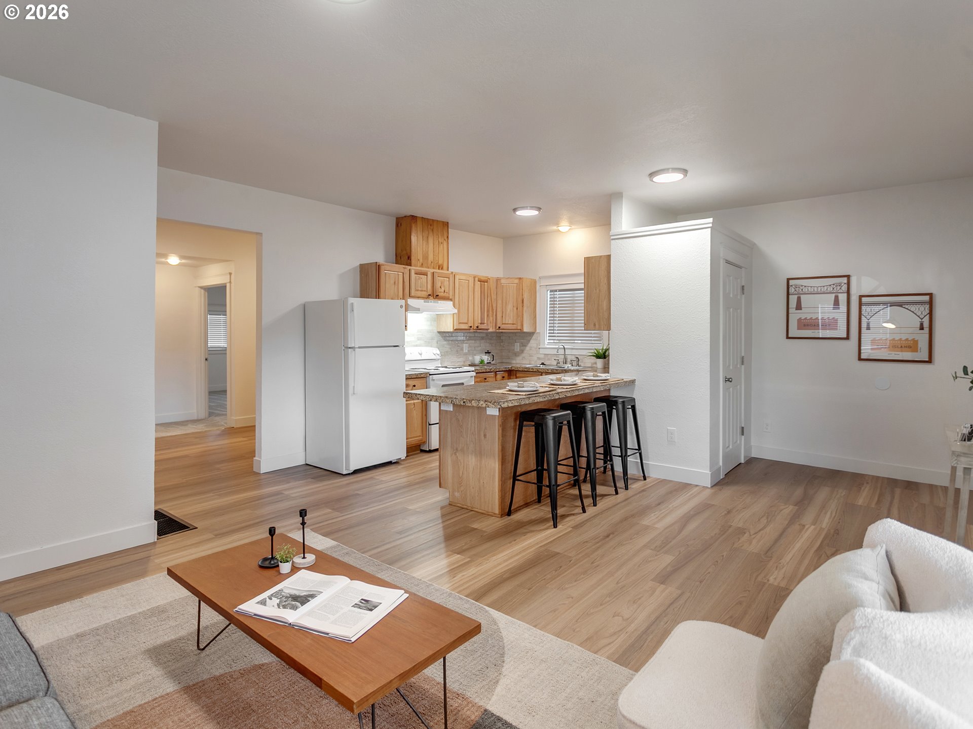 1634 Northeast 74th Avenue Portland, OR 97213 - Photo 13 of 38 Living Room