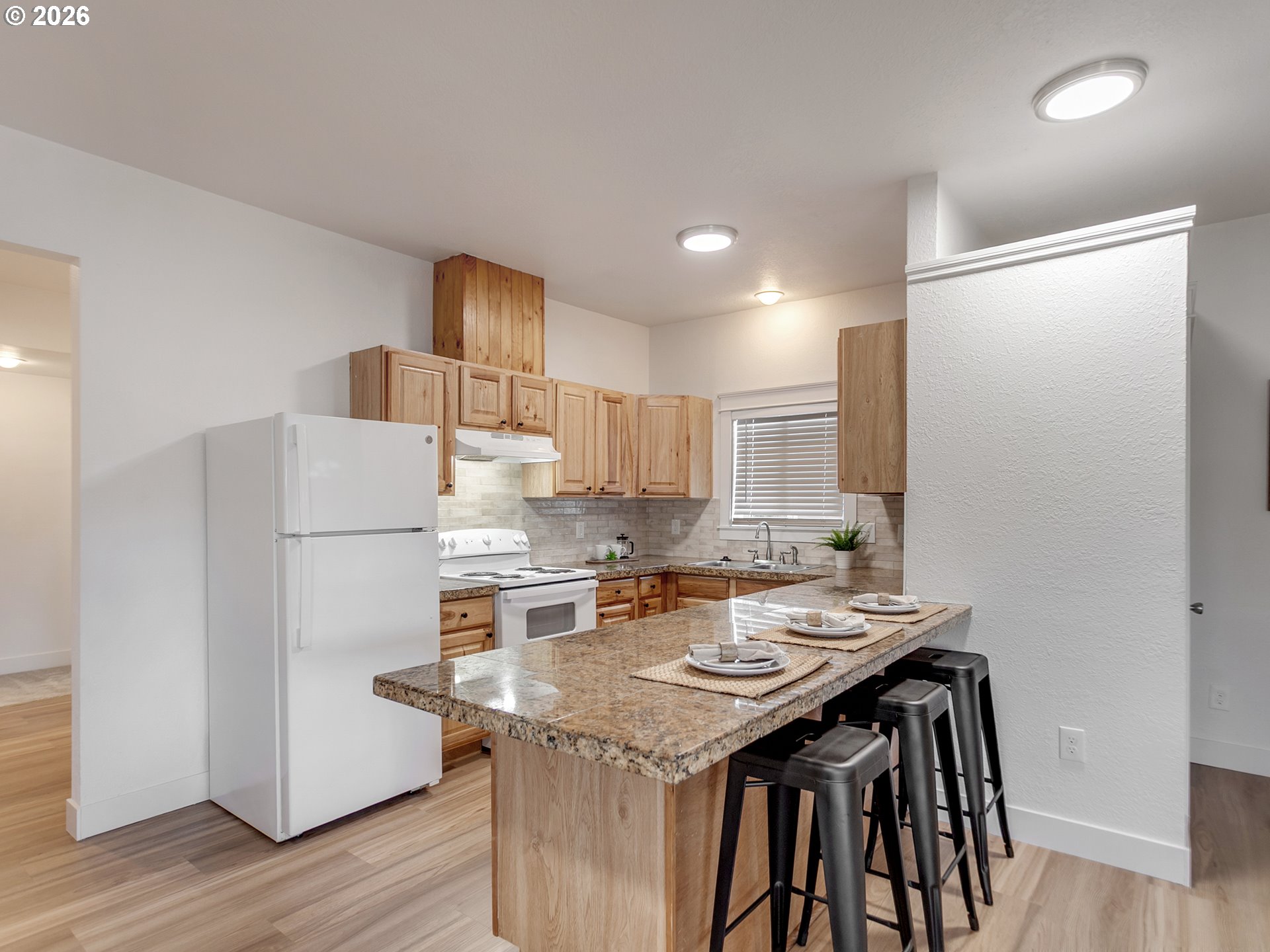 1634 Northeast 74th Avenue Portland, OR 97213 - Photo 4 of 38 Kitchen