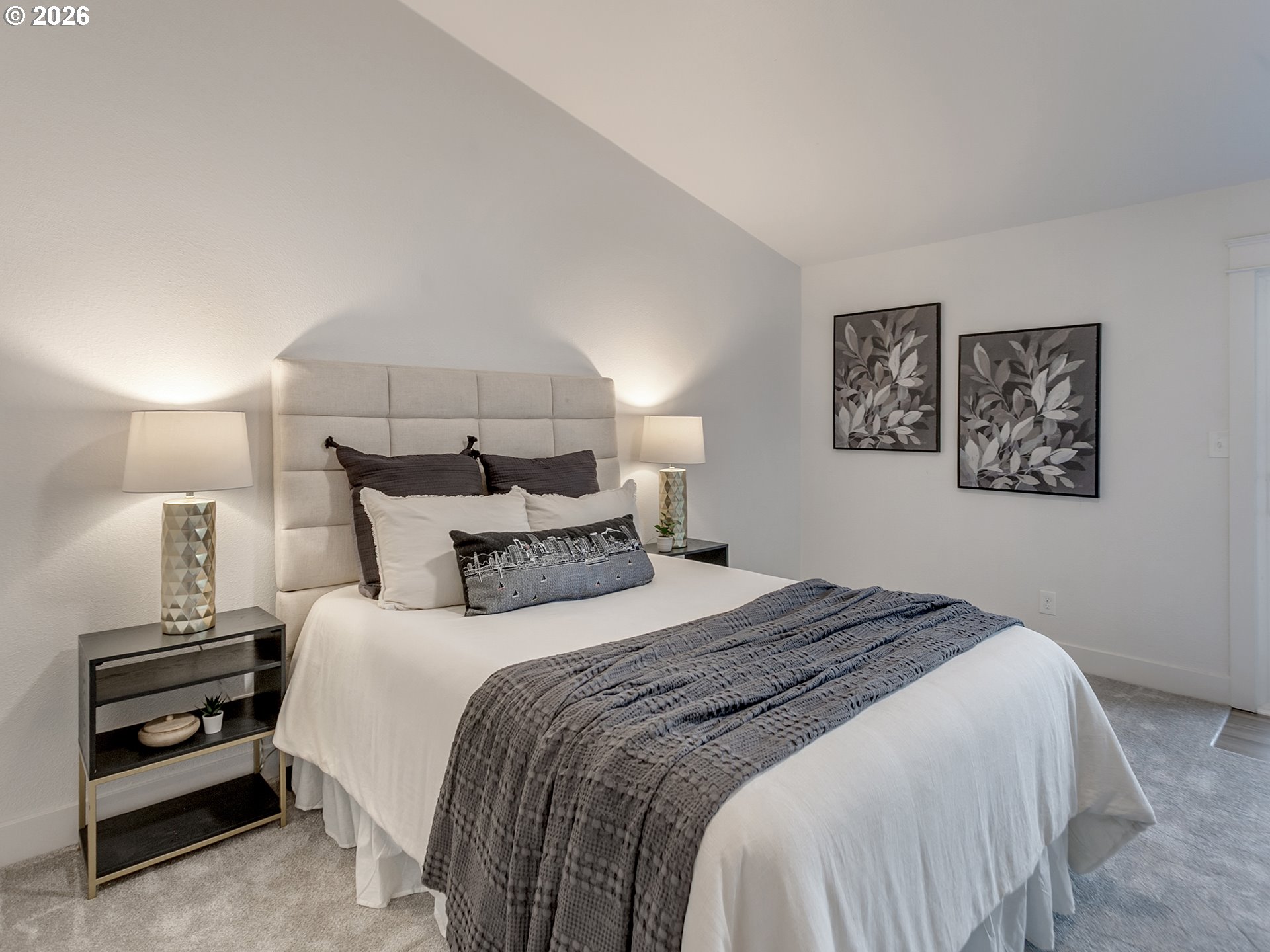 1634 Northeast 74th Avenue Portland, OR 97213 - Photo 5 of 38 Primary Bedroom