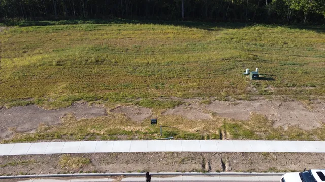 $229,900 | N51-w18979 Quietwood Drive, Unit LOT #14, Menomonee Falls, WI 53051