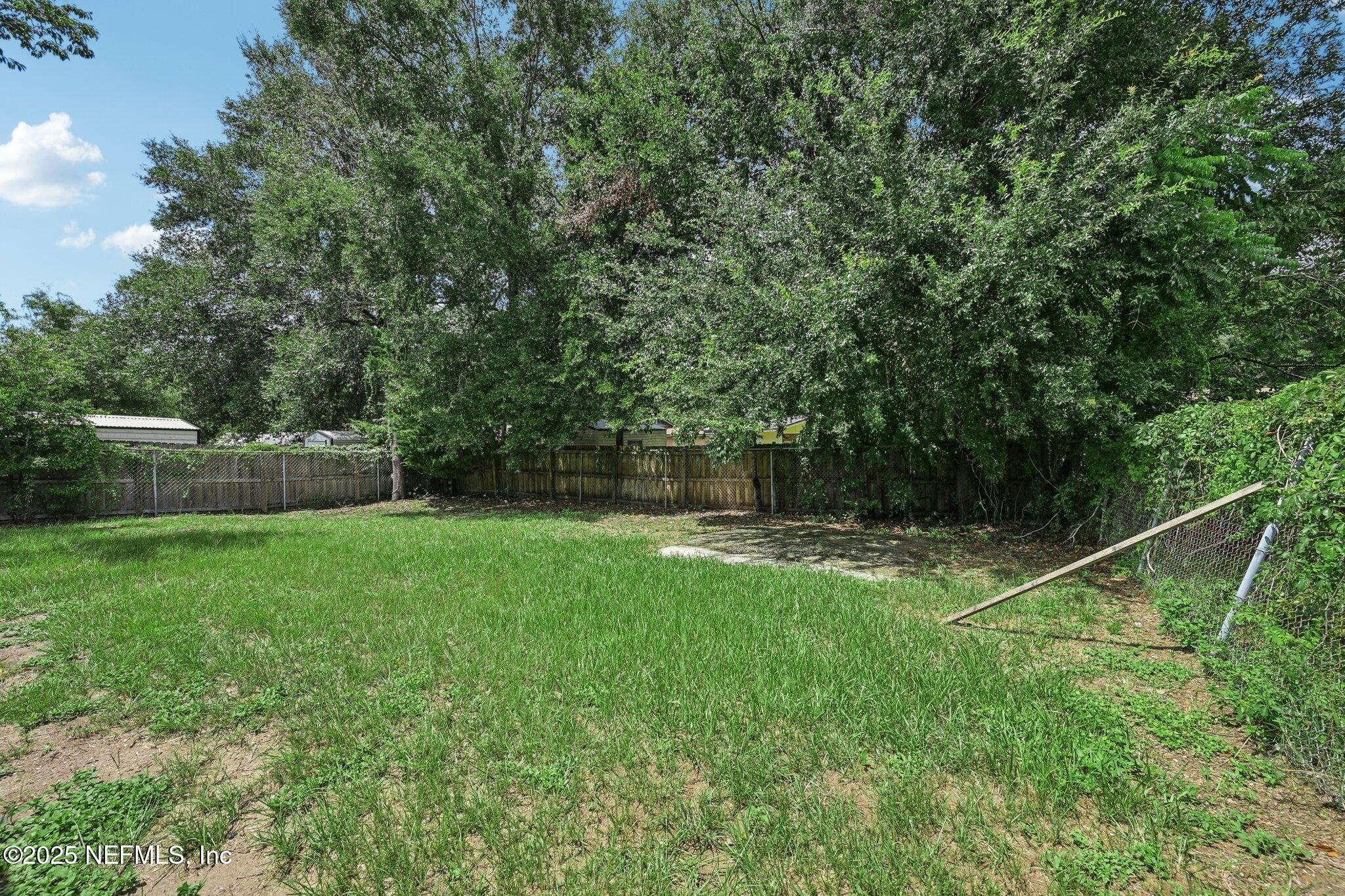 4419 Crossbow Road Jacksonville, FL 32208 - Photo 21 of 23 BACK YARD