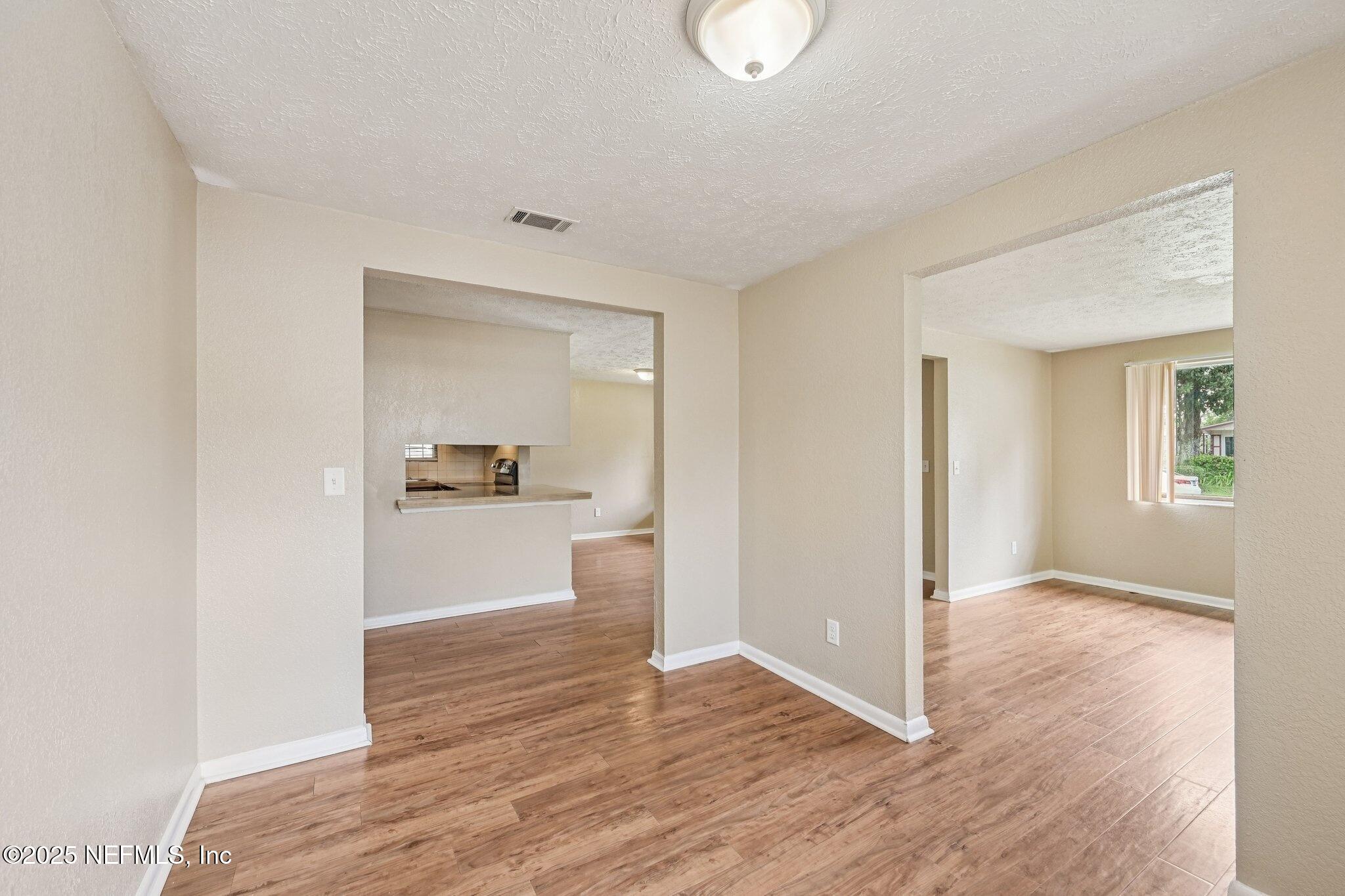 4419 Crossbow Road Jacksonville, FL 32208 - Photo 10 of 23 DINING FAMILY ROOMS