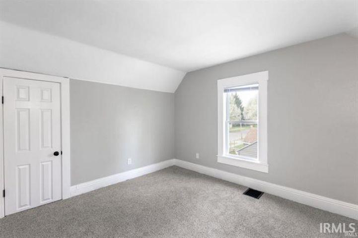 1105 Queen Street South Bend, IN 46616 - Photo 11 of 17