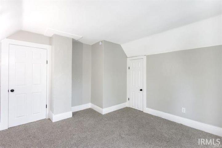 1105 Queen Street South Bend, IN 46616 - Photo 12 of 17
