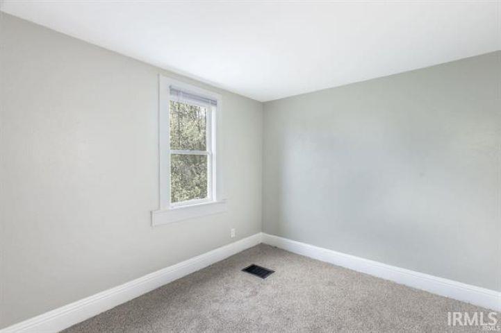 1105 Queen Street South Bend, IN 46616 - Photo 7 of 17