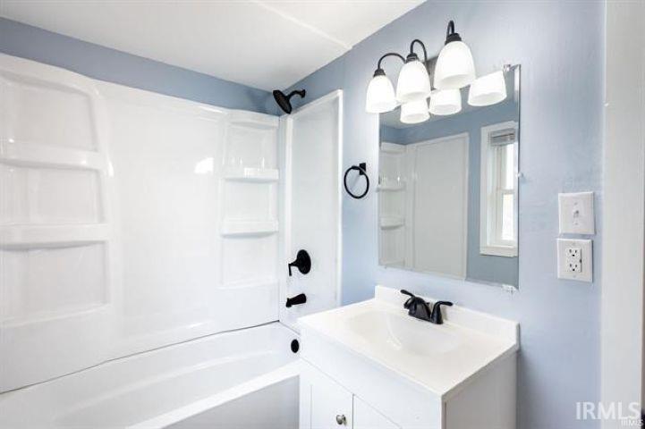 1105 Queen Street South Bend, IN 46616 - Photo 10 of 17