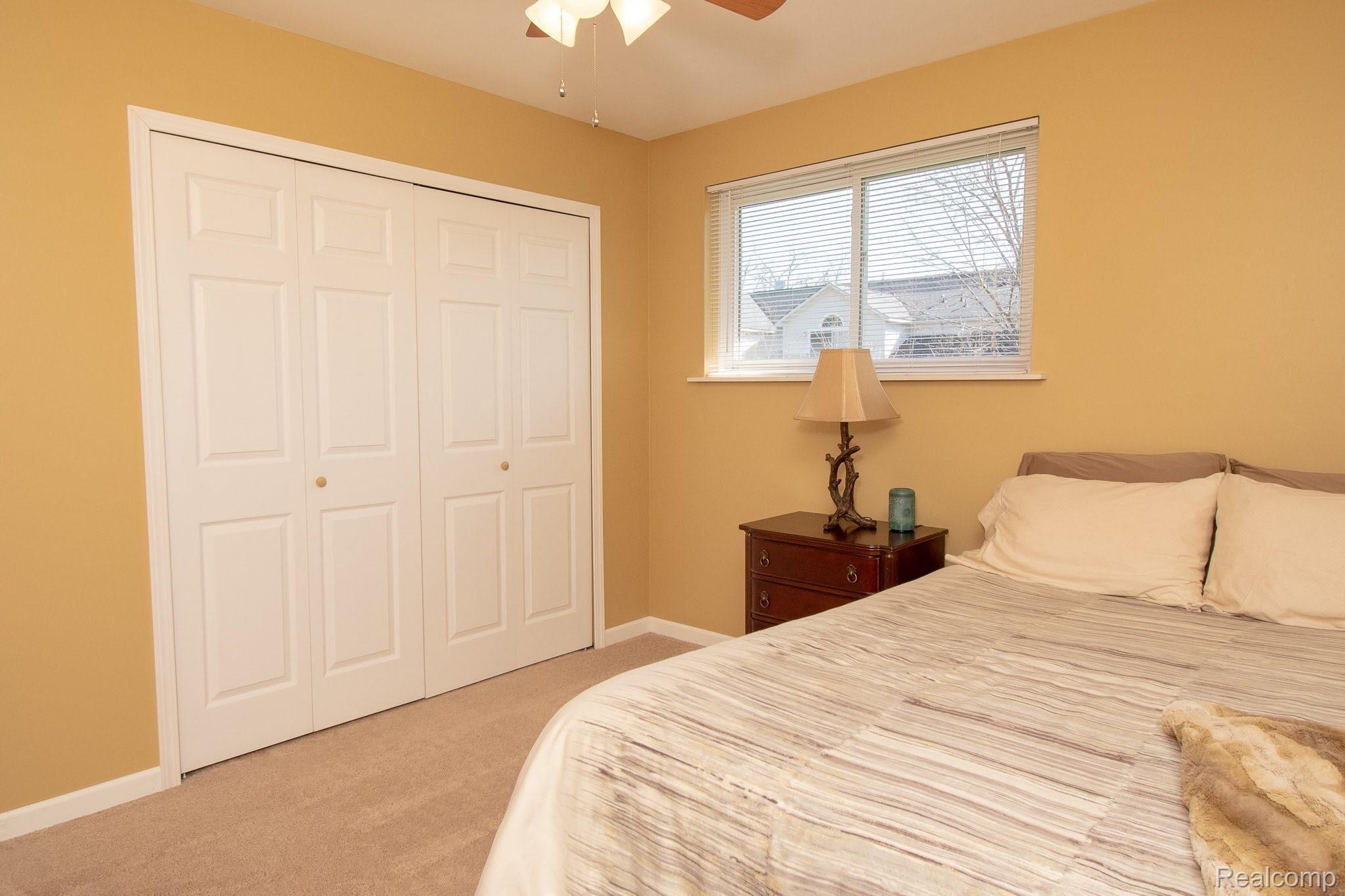 662 Decker Road Walled Lake, MI 48390 - Photo 21 of 52 DSC_6661.jpg