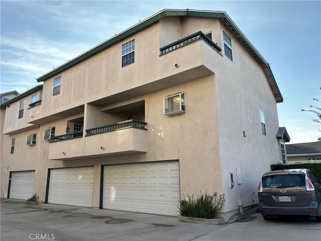 $2,850 | 10637 Walnut Street, Los Alamitos, CA 90720