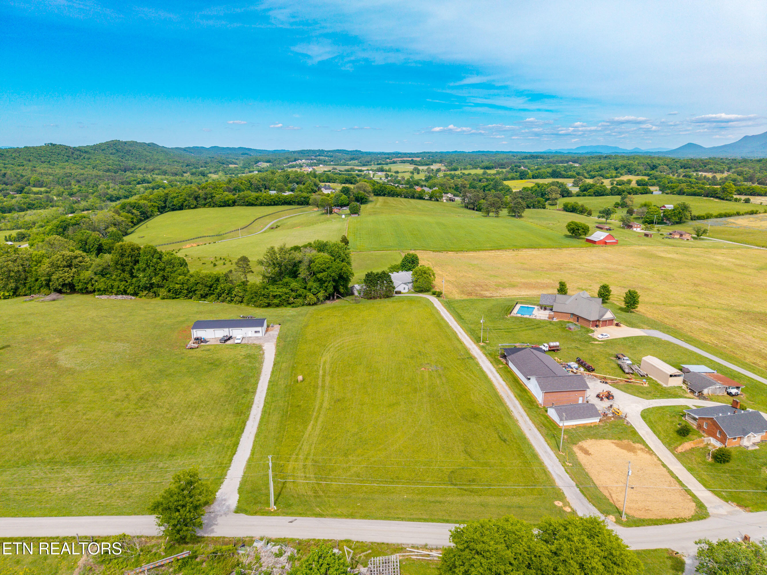 Chambers Road Rockford, TN 37853 - Photo 17 of 28 35xxChambersRd-16