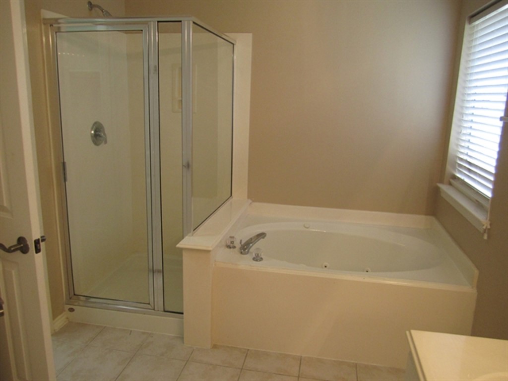 12911 Maples Perch Court Humble, TX 77346 - Photo 8 of 14