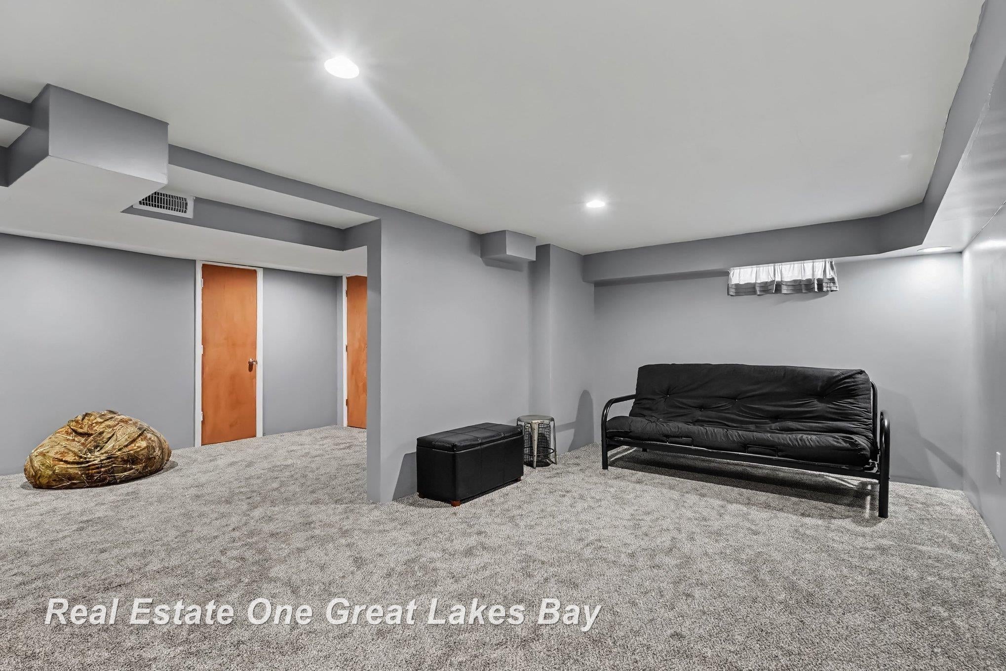 4426 9 Mile Road Auburn, MI 48611 - Photo 20 of 37 Gallery Image 20