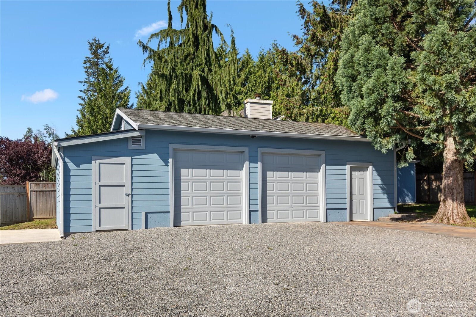 18 174th Street Southwest Bothell, WA 98012 - Photo 3 of 34
