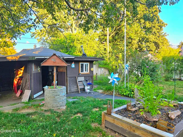 $209,900 | 1120 Outer Drive, Schenectady, NY 12303