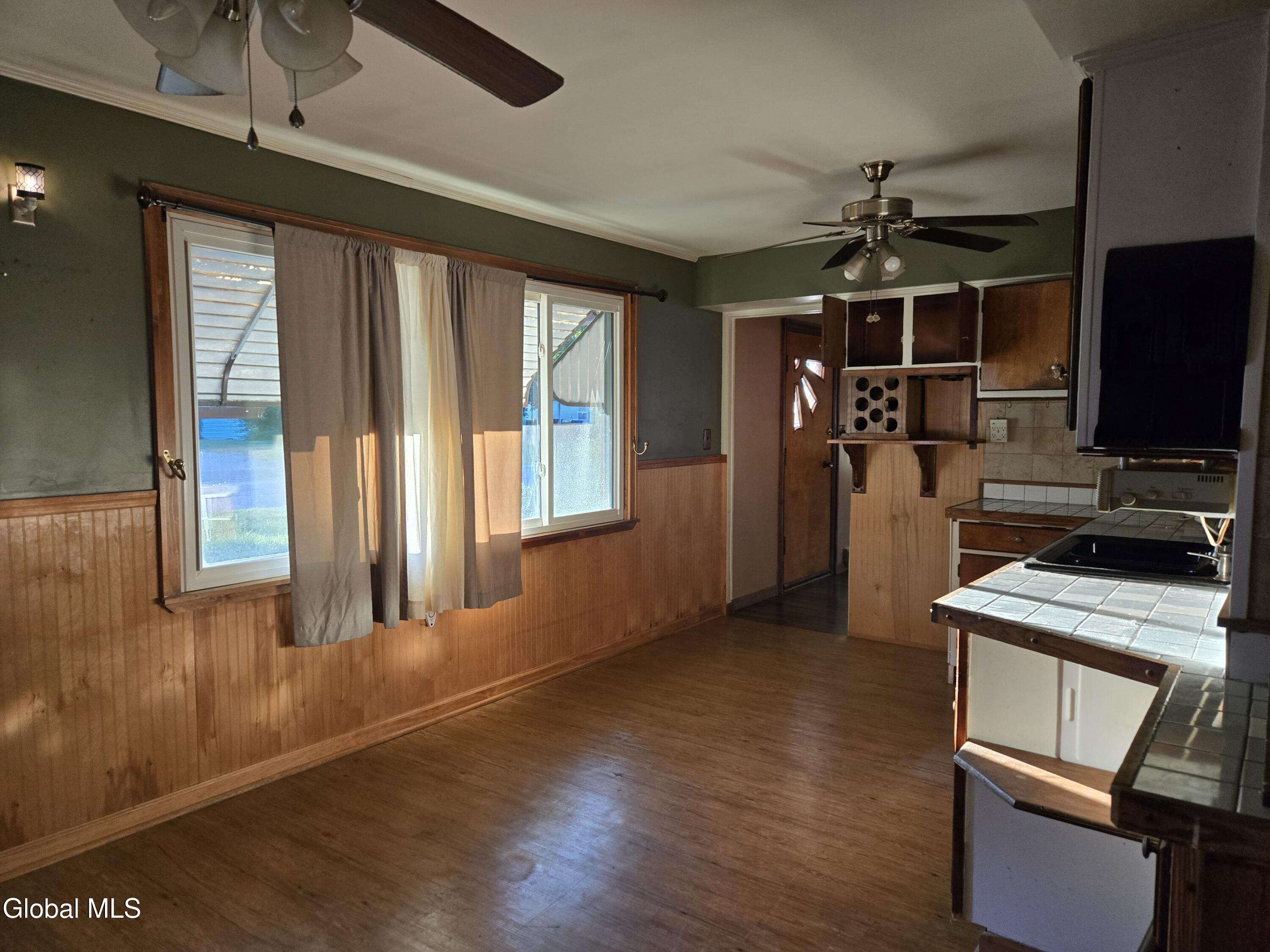 1120 Outer Drive Schenectady, NY 12303 - Photo 19 of 33 20250827_185747