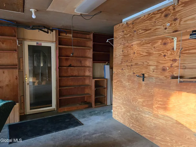 $209,900 | 1120 Outer Drive, Schenectady, NY 12303