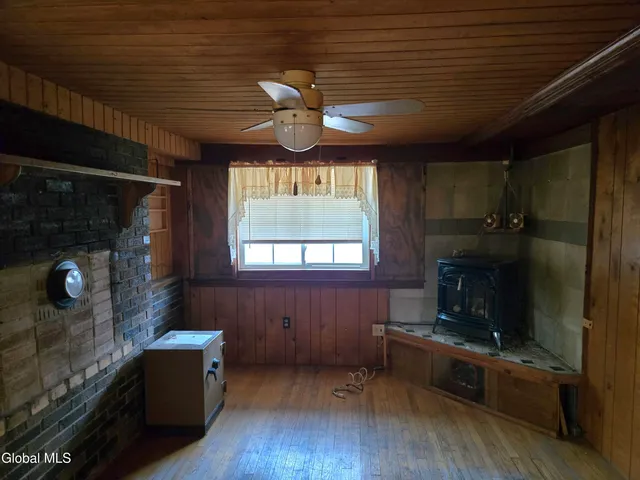 $209,900 | 1120 Outer Drive, Schenectady, NY 12303