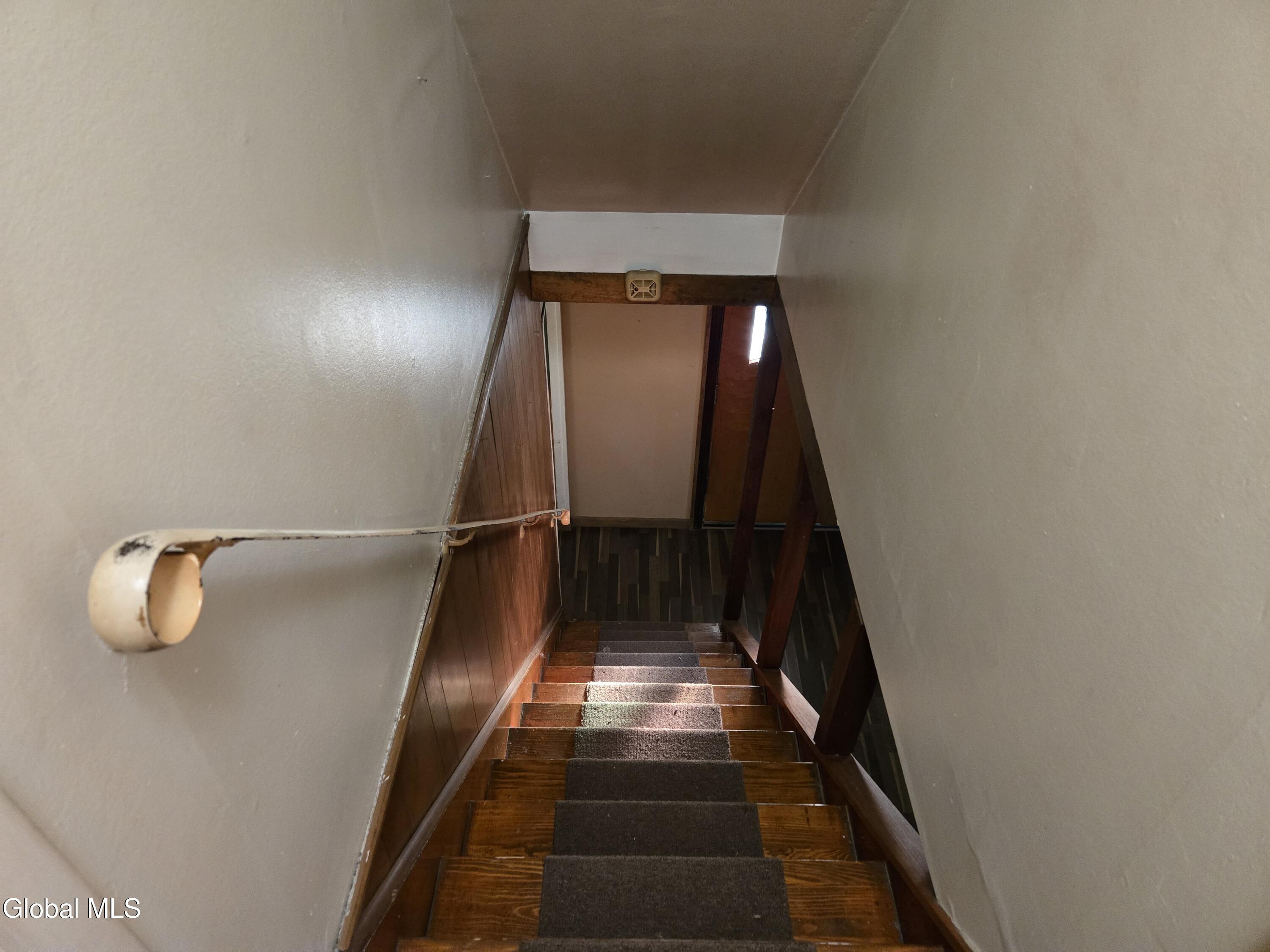 1120 Outer Drive Schenectady, NY 12303 - Photo 31 of 33 20250827_190044