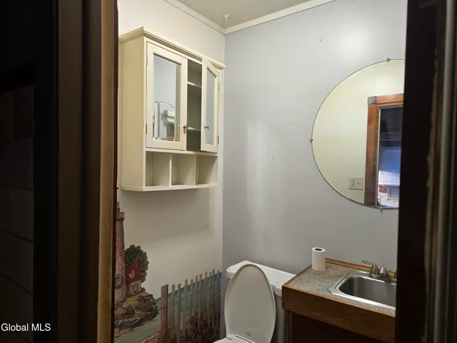 $209,900 | 1120 Outer Drive, Schenectady, NY 12303