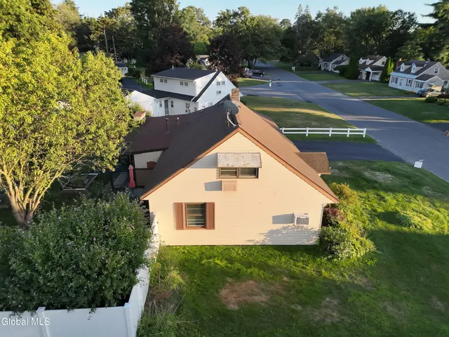 $209,900 | 1120 Outer Drive, Schenectady, NY 12303