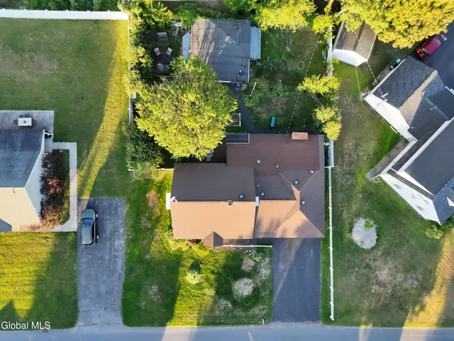 $209,900 | 1120 Outer Drive, Schenectady, NY 12303