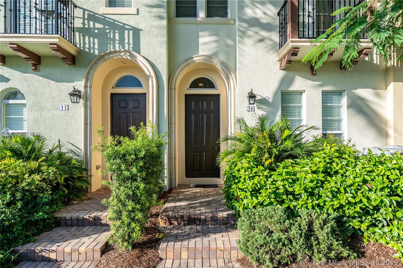 40 Via Floresta Drive, Unit 40 Boca Raton, FL 33487 - Photo 2 of 25