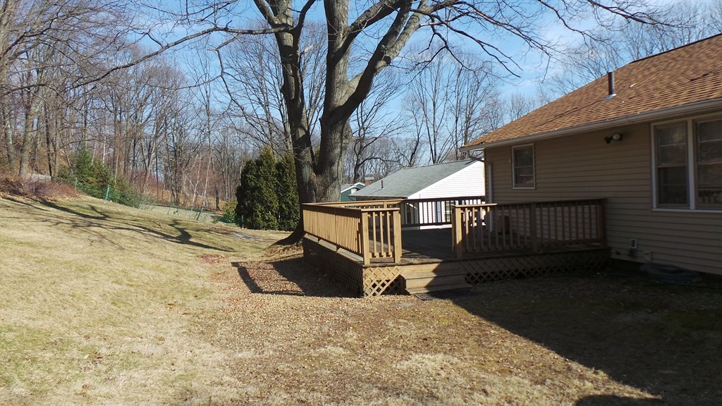 9 Pompano Road Worcester, MA 01605 - Photo 12 of 12