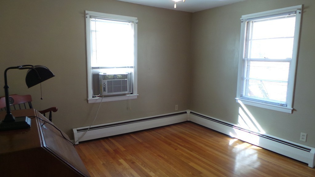 9 Pompano Road Worcester, MA 01605 - Photo 6 of 12