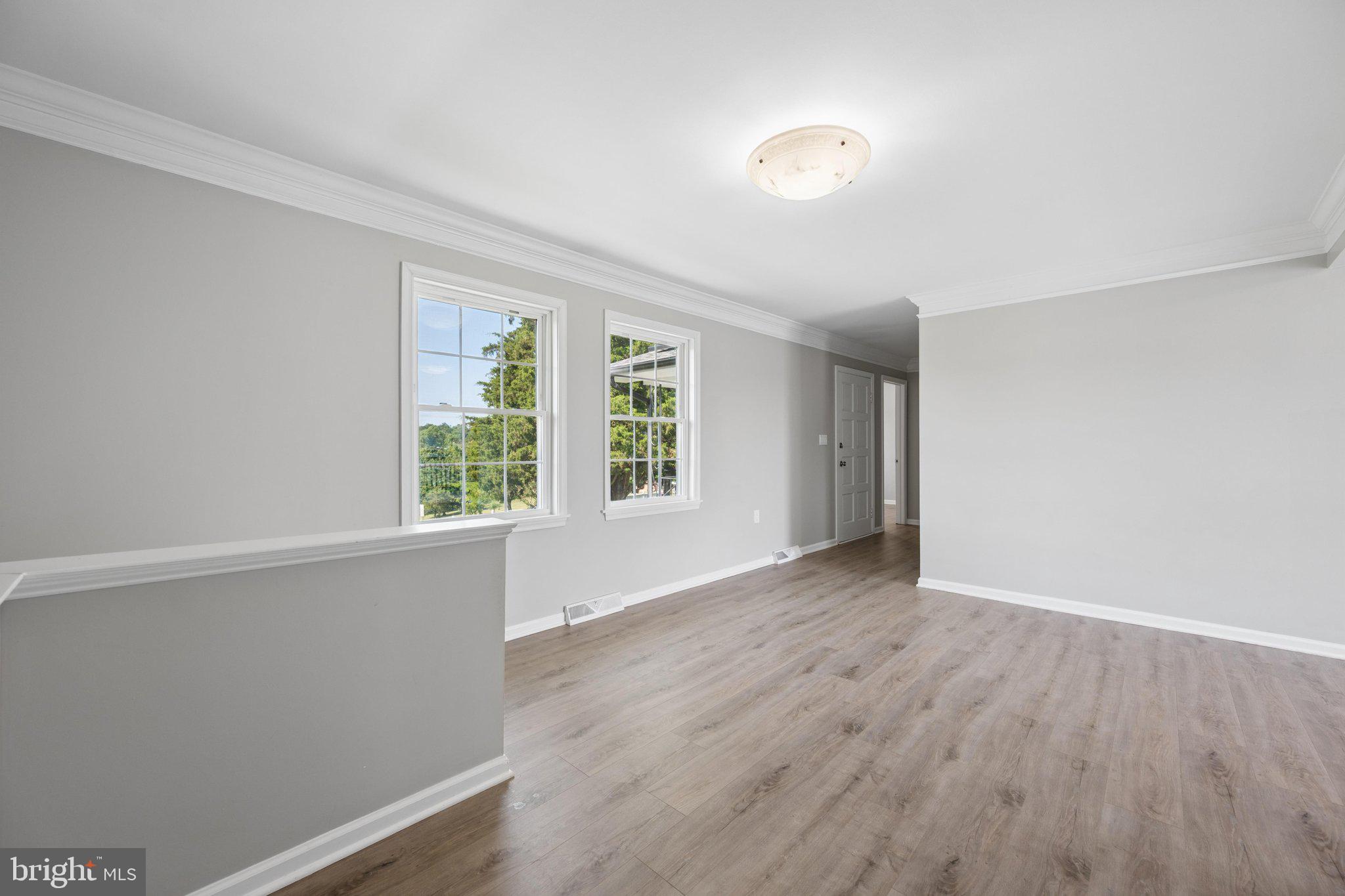 5941 Bartonsville Road Frederick, MD 21704 - Photo 6 of 76 Living Room