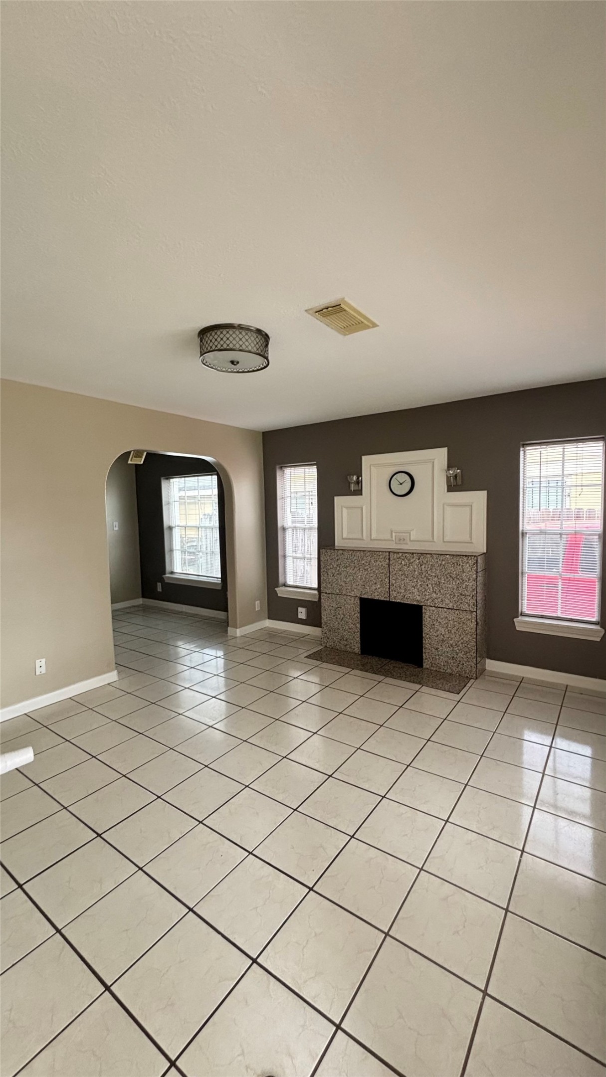 2340 Cumberland Street Houston, TX 77023 - Photo 5 of 18 a view of a livingroom with furniture and window