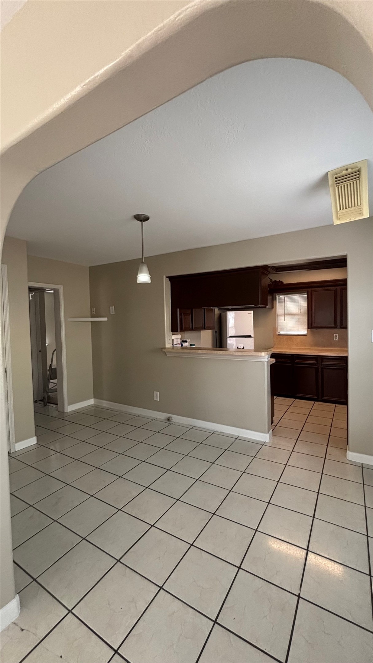 2340 Cumberland Street Houston, TX 77023 - Photo 8 of 18 a view of an empty room