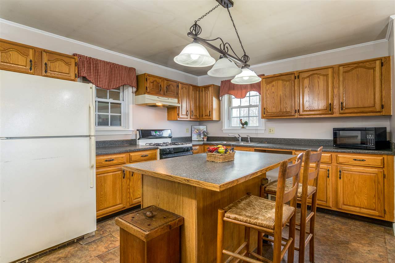 303 Mt Philo Road Ferrisburgh, VT 05473 - Photo 5 of 40 Gallery Image 5