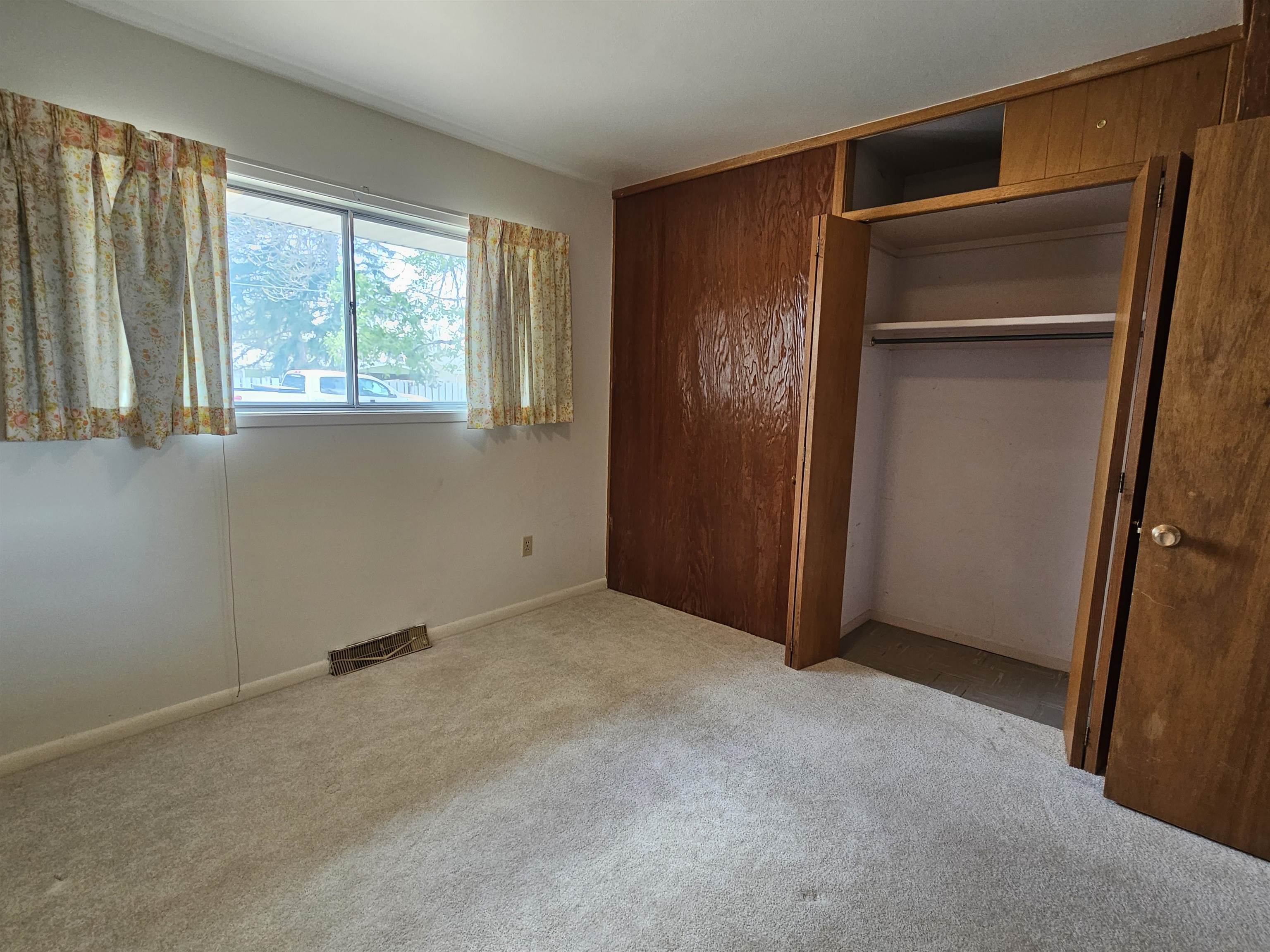 3254 Buena Vista Road Torrington, WY 82240 - Photo 11 of 22
