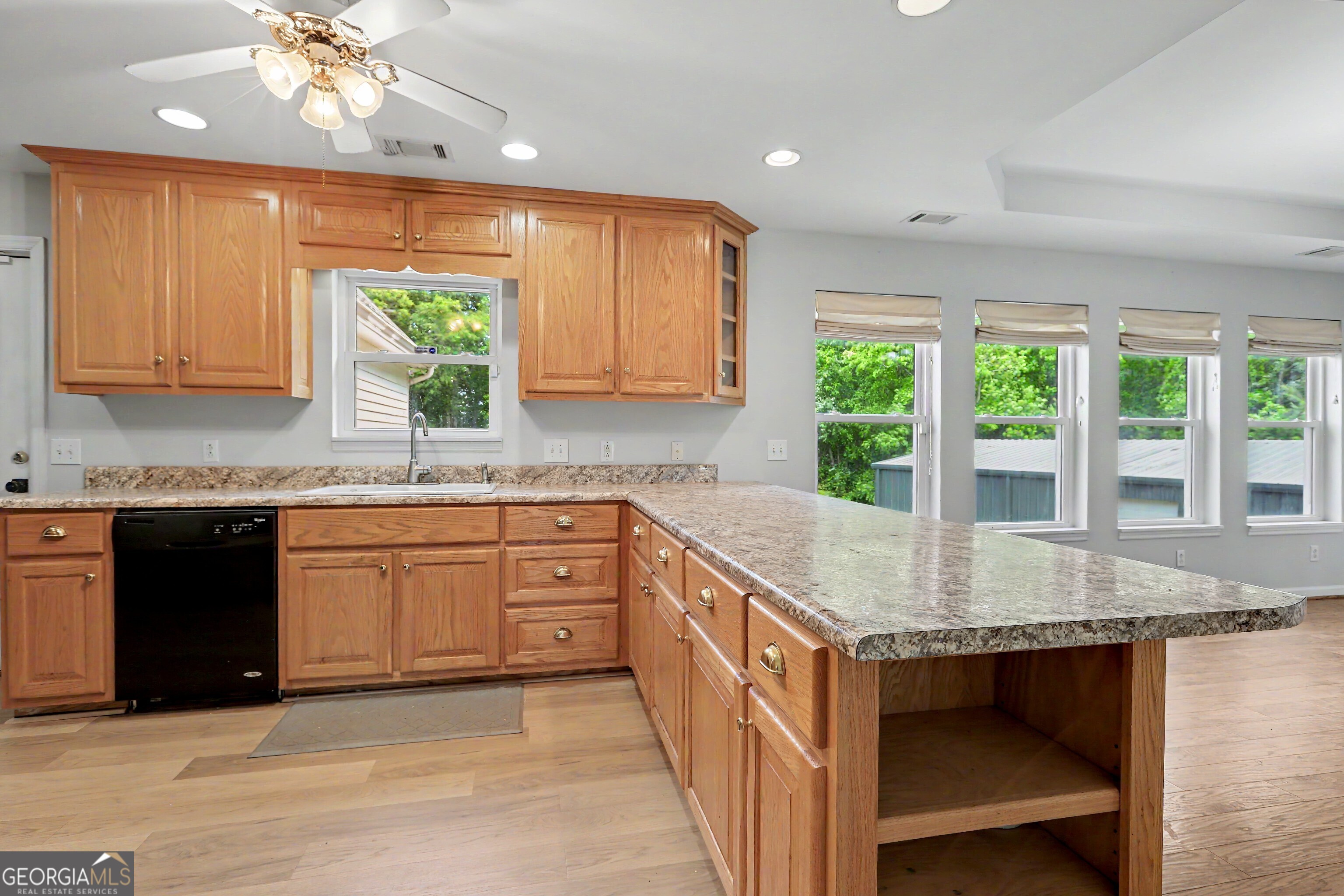 179 Hoyt Road Milner, GA 30257 - Photo 37 of 77