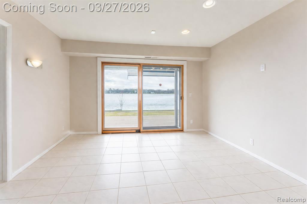 1932 Klingensmith Road Bloomfield Hills, MI 48302 - Photo 4 of 27