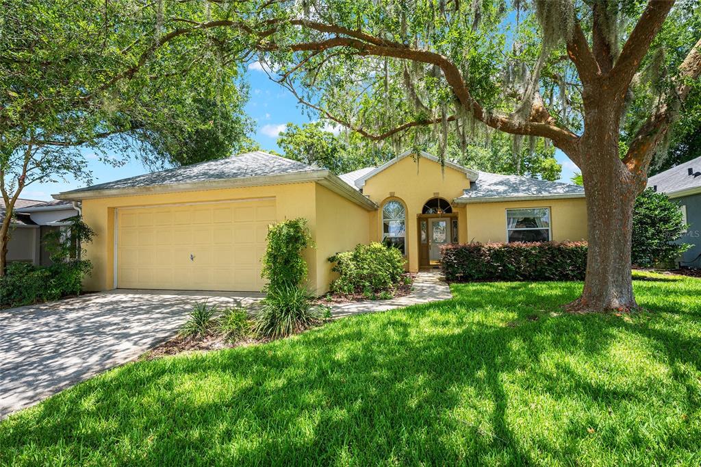 11262 Southwest 73rd Circle Ocala, FL 34476 - Photo 2 of 53