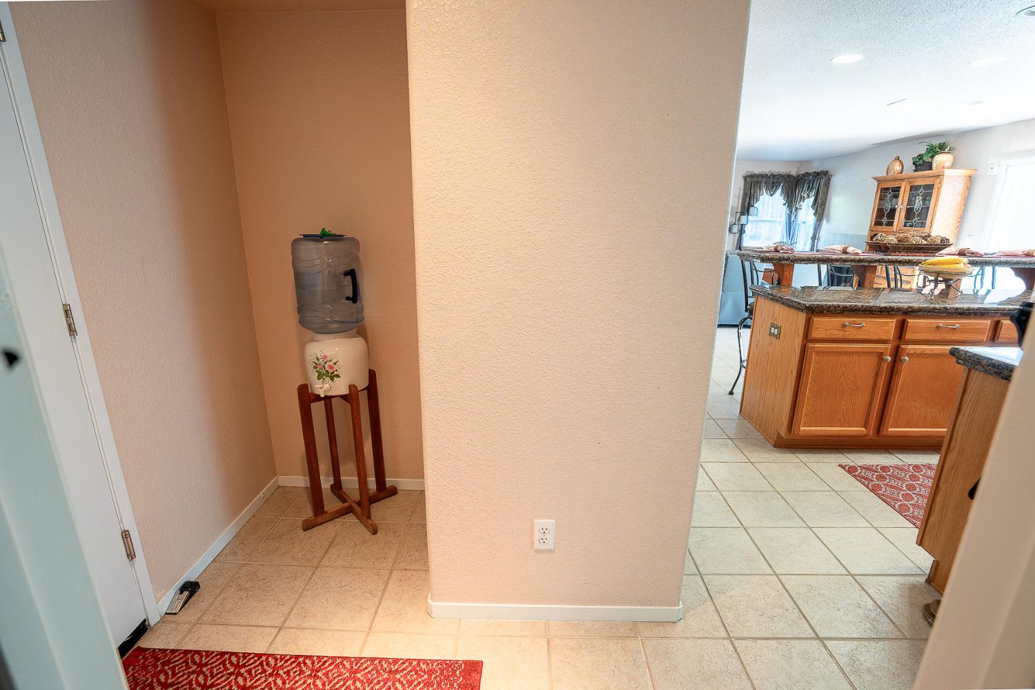 4237 Narraganset Way Mather, CA 95655 - Photo 21 of 40 a view of a kitchen from the hallway