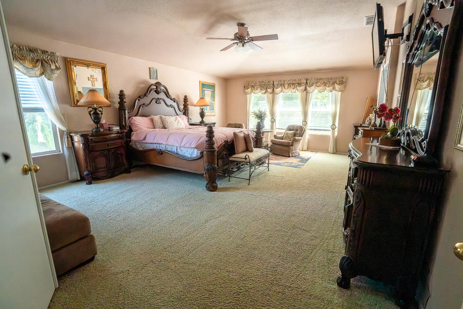 4237 Narraganset Way Mather, CA 95655 - Photo 24 of 40 a bed room with furniture and a window