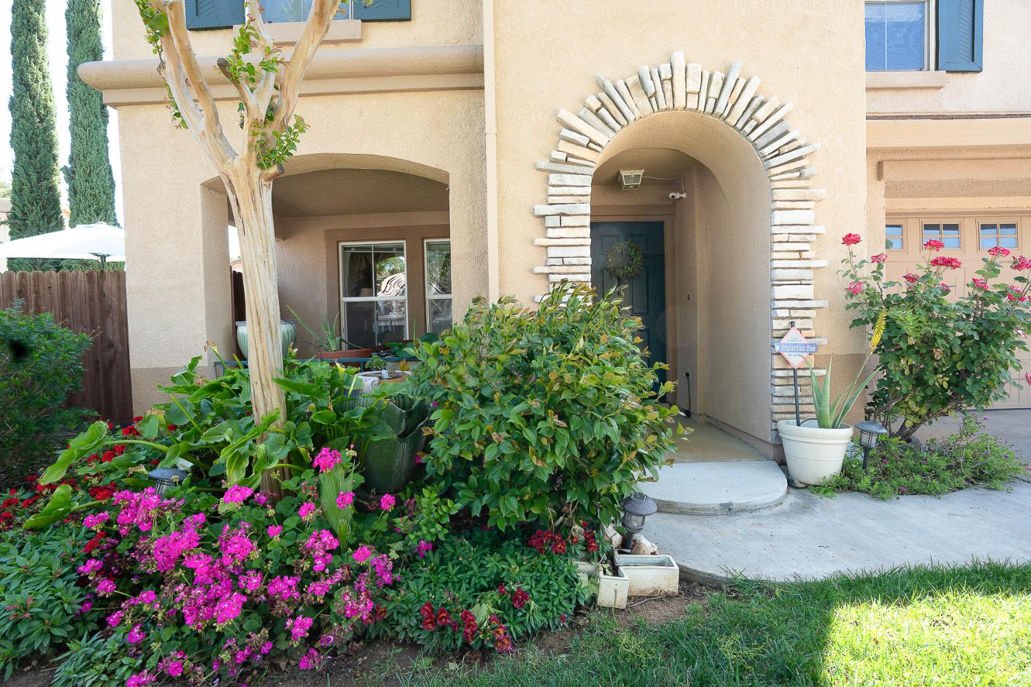 4237 Narraganset Way Mather, CA 95655 - Photo 40 of 40 a view of a house with potted plants