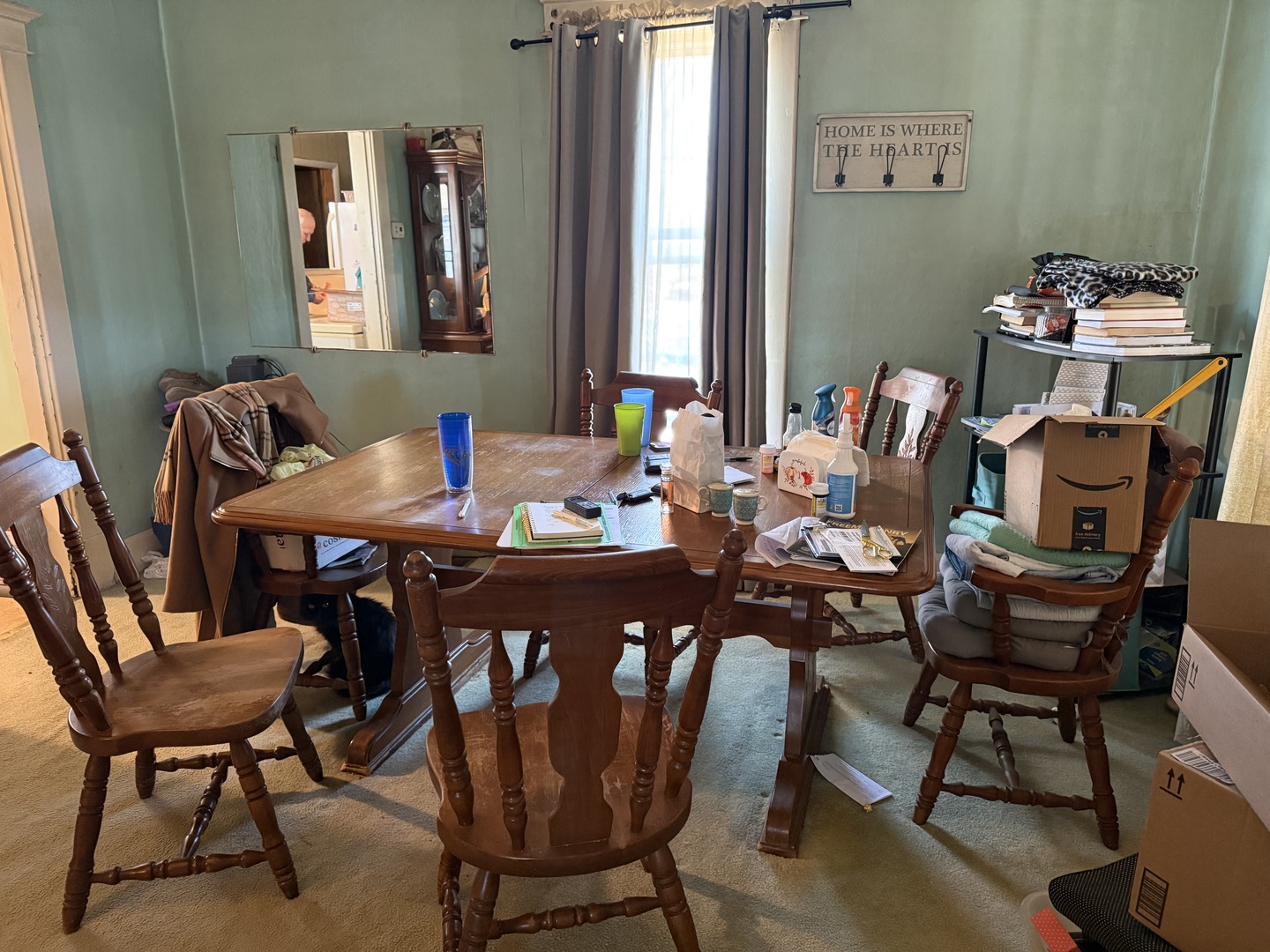 2000 1st Street Eldorado, IL 62930 - Photo 4 of 19 a view of a dining room with furniture and window