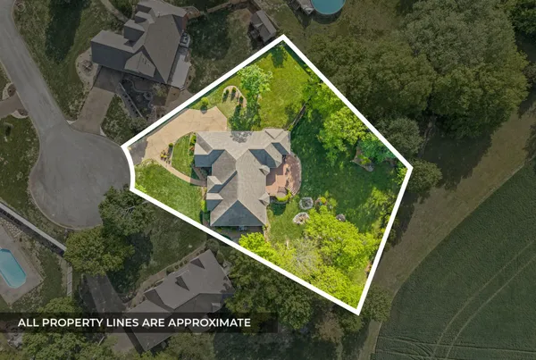 $425,000 | 4003 Huntington Court, Hopkinsville, KY 42240