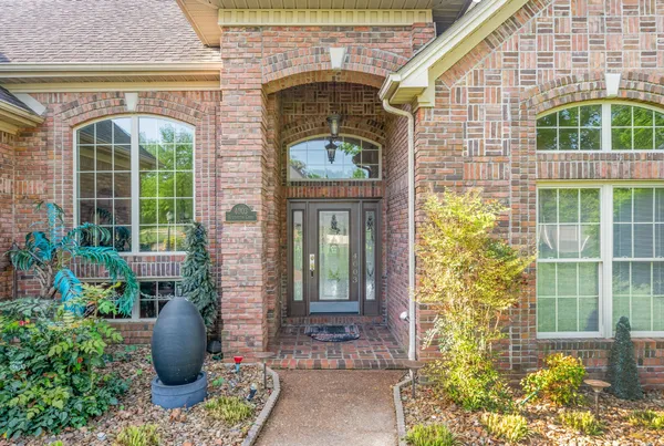 $425,000 | 4003 Huntington Court, Hopkinsville, KY 42240