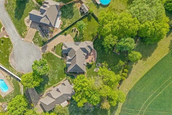 $425,000 | 4003 Huntington Court, Hopkinsville, KY 42240
