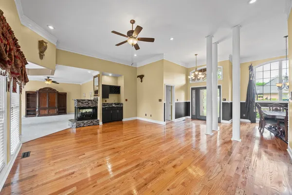 $425,000 | 4003 Huntington Court, Hopkinsville, KY 42240
