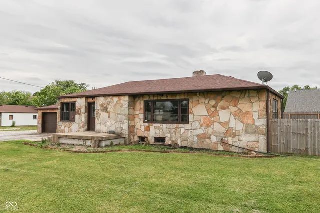 $225,000 | 1601 Southern Avenue, Beech Grove, IN 46107