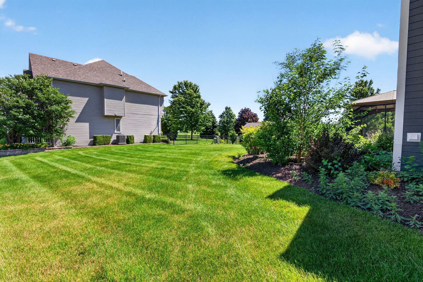 2121 Westover Road North Aurora, IL 60542 - Photo 54 of 57