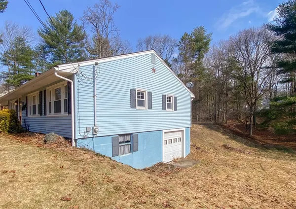 $390,000 | 78 Franklin Street, Douglas, MA 01516