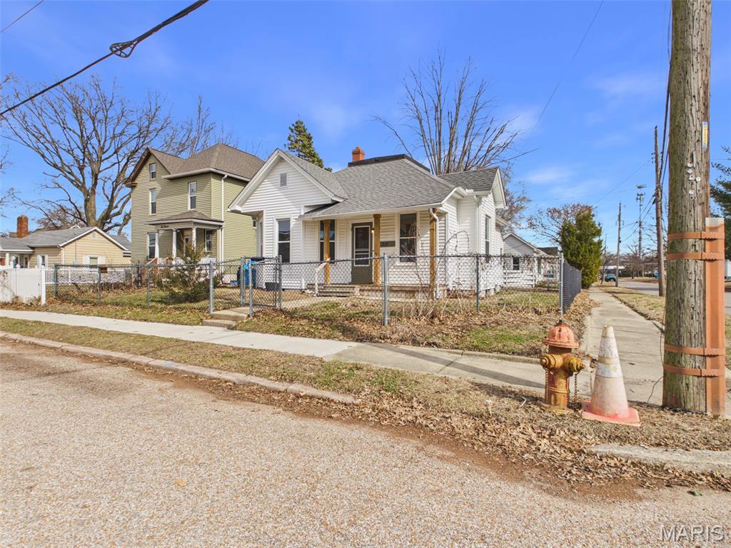 218 South Fillmore Street Edwardsville, IL 62025 - Photo 11 of 31